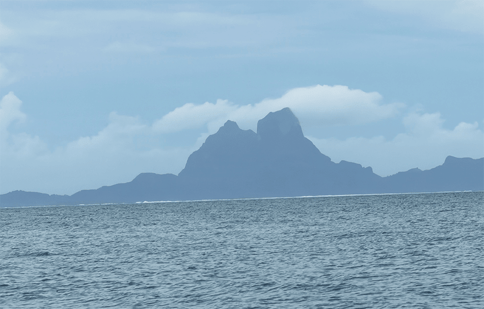 タヒチ旅行記 ライアテア空港からLe TAHAA へ