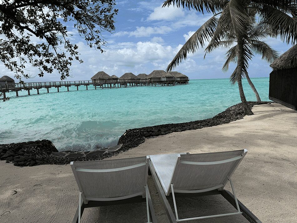 タヒチ旅行 朝食の後はル・タハアを散策しました。