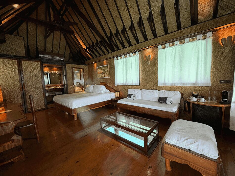 ヴァヒネ プライベート アイランドの水上バンガロー