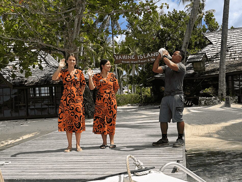 ヴァヒネ プライベート アイランドとお別れ