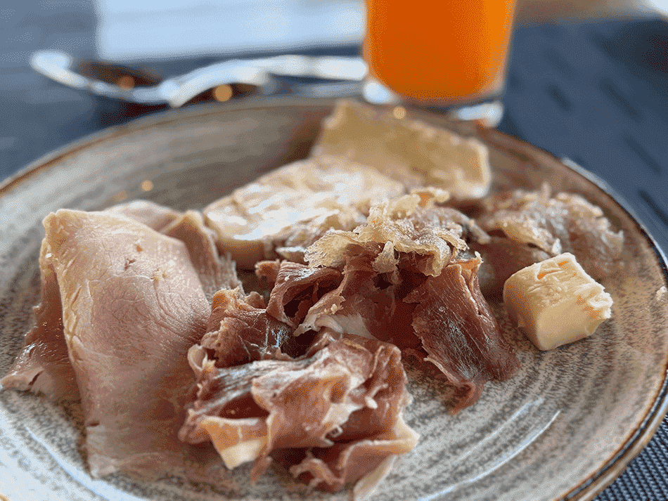 ティケハウの朝食