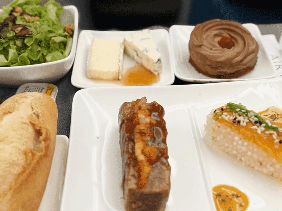 TN88便2回目の機内食