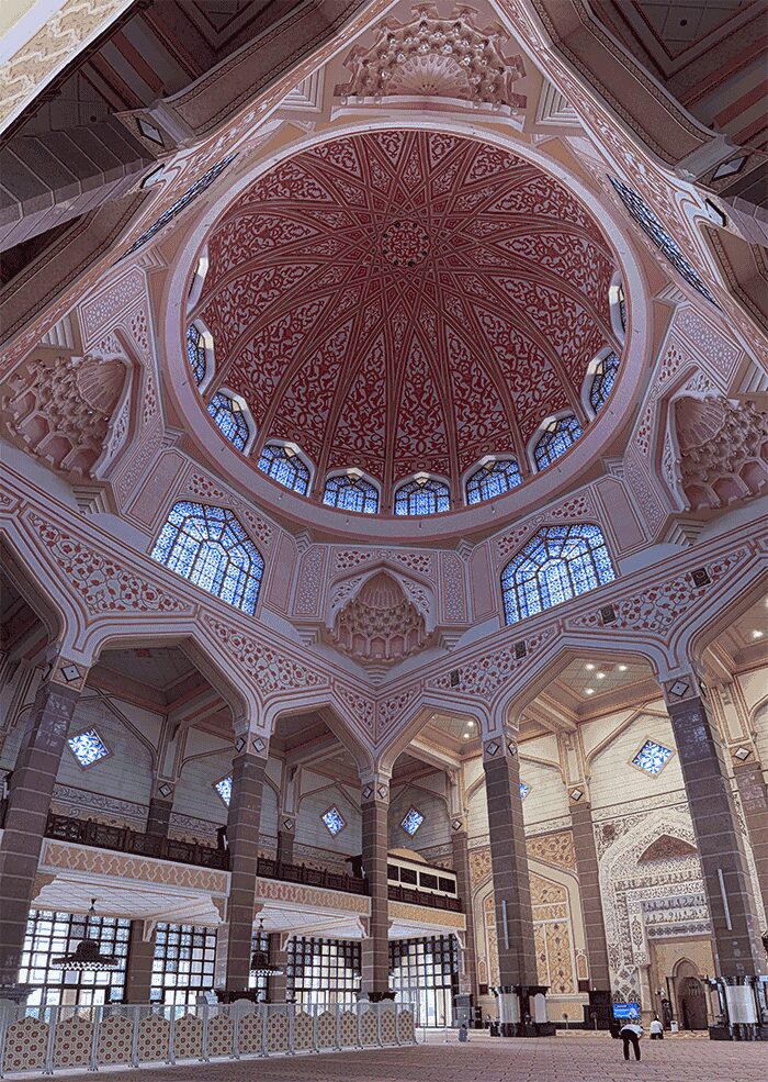 ピンクモスク内部