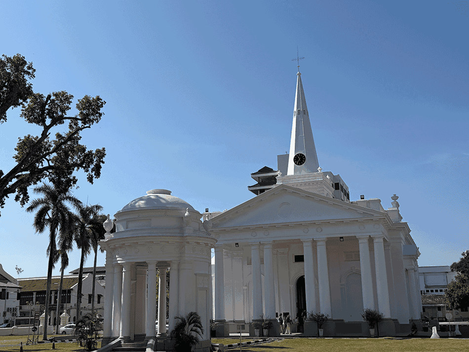 水上家屋を後にハーモニーストリートへ