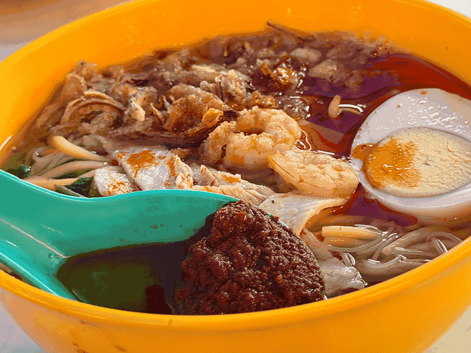 締めはホッケンミーで